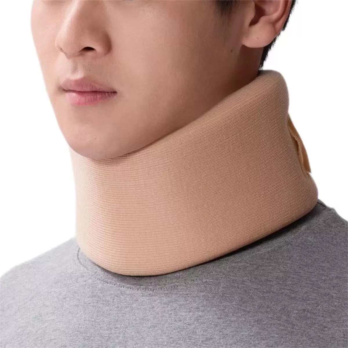 부드러운 경추 보호대